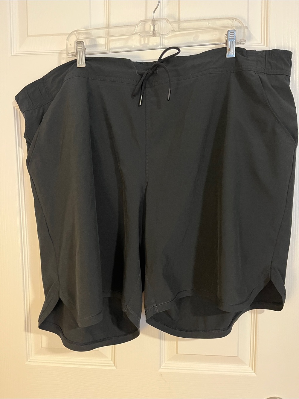 Lands’ End 8” Swim Short 22